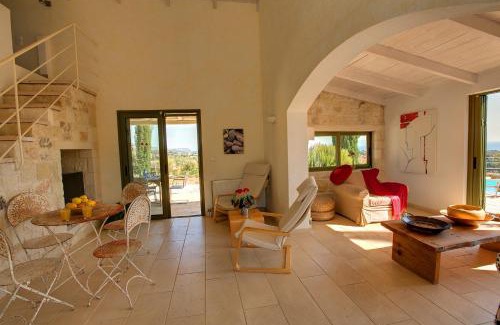 Karavados Villa | Villa Mataki Ideales Resort