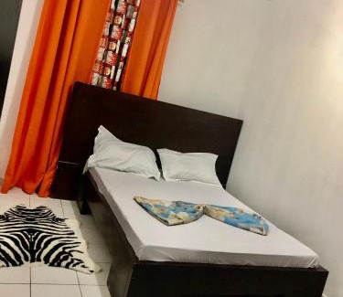 Douala Apartment | Villa meublée trois chambres Bonamoussadi