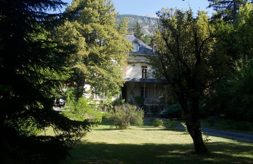 Barcelonnette Apartment | Villa Mexicaine "Le Châtelet"