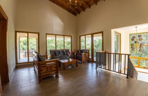La Vega Villa | Villa Monaco RD