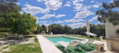 Putignano House | Villa Morea-Relax in piscina