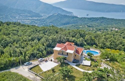 Sasovici Villa | Villa My Soul