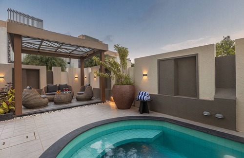 Lonavala Villa | Villa Myst Dawn by Deshco Holidays