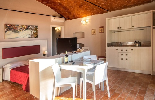 Figline e Incisa Valdarno Apartment | Villa Norcenni Aparthotel
