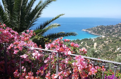 Solanas Villa | Villa Nettuno with a breathtaking view of the bay of Torre delle Stelle