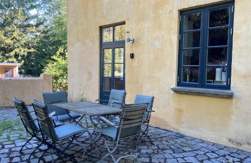 Petersdorf Villa | Villa Nikolaj - Historisches Pastorat