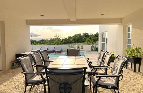 Maslenica Villa | Villa Njord