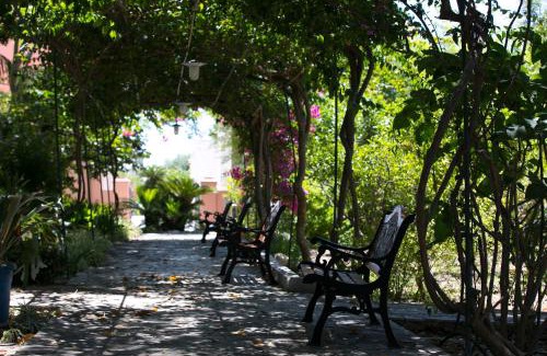 Trapani Bed & Breakfast | Villa Pampalone - b&b in dimora storica