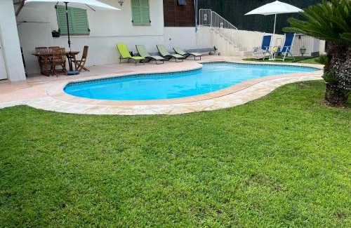 Gairaut Apartment | Villa Paradiso, logement avec piscine, Nice Nord