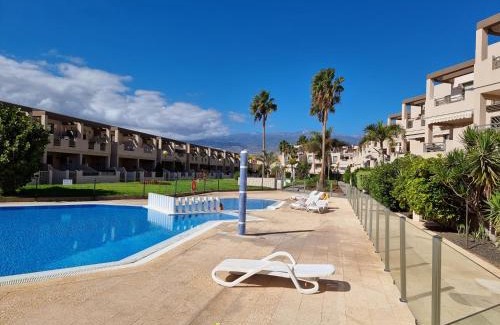 Granadilla de Abona Apartment | Villa Playa Tejita directly at the sea + beach, 2 pools, sea view, SAT-TV, Wifi