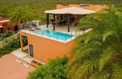Kralendijk Villa | Villa Pulpoloco in El Pueblo Villas