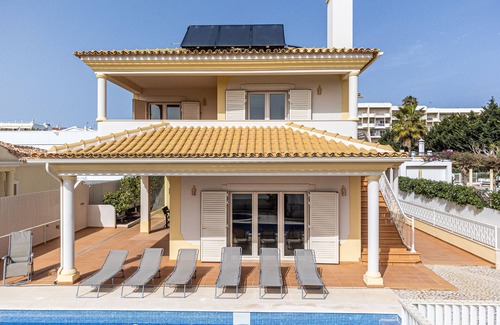 Gale Apartment | Villa Ribeiro by HelloVacations