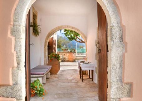 Kalamitsion Alexandrou House | Villa Rouga by Andrian Villas