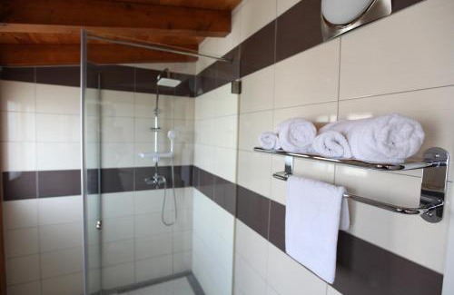 Kastel Stari Bed & Breakfast | Villa Sol