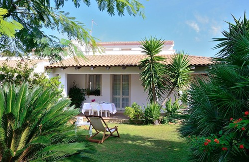 Ispica Villa | VILLA SOLE WITH DIRECT ACCESS TO THE FINISH SAND BEACH AND THE SEA