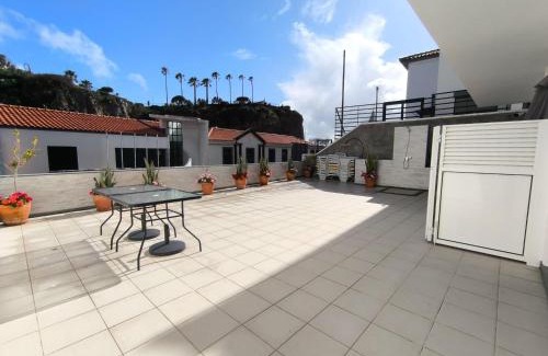 Camara de Lobos House | Villa Supranee Paradise