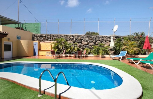 Icod de los Vinos Ski Chalet | Villa Tazana
