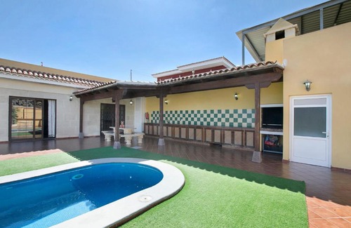 Icod de los Vinos Ski Chalet | Villa Tazana