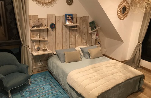 Mesquer Villa | Villa Tout Confort au Calme , Piscine Chauffée ,entre mer et Marais Salant