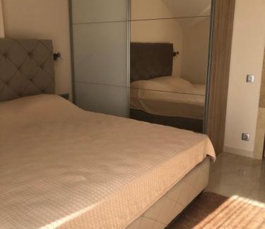 Tivat Apartment | Villa Travertino