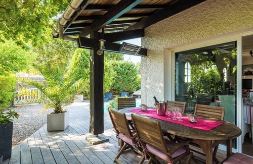 Lege-Cap-Ferret Villa | Villa 'Villa Cap Ferret' with Private Pool, Wi-Fi and Air Conditioning