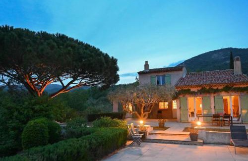 Grimaud House | Villa with 5 Bedrooms and Private Pool