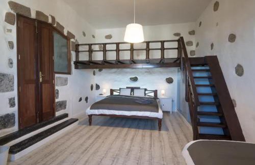 San Bartolome House | Villa with amazing views, jacuzzi and private pool