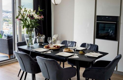 Split Apartment | Villa With Beautiful View, Modern Furnishing & Pool