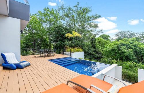 Coco House | Villa with Minimalist Design & Scenic Deck with Private Infinity Pool and Jungle Views
