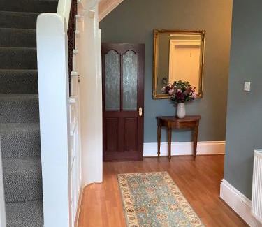 Liverpool House | Villa with Park Views close to Liverpool Centre