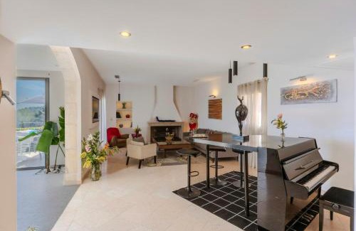 Valbonne House | Villa With Pool In The Heart Of French Riviera
