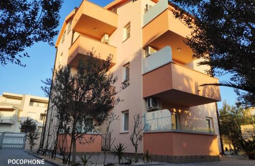 Zrce Apartment | Villa with pool Petra & Sanja