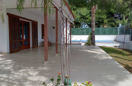 Benicassim House | Villa with private pool near the beach