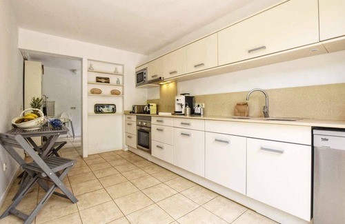 Provensals House | Villa with sea views and pool & a/c for 6 people