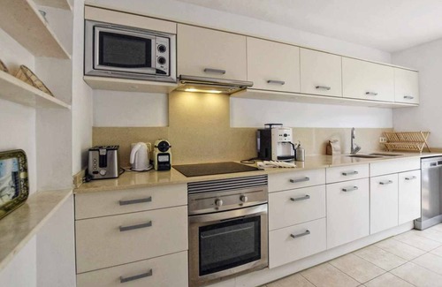 Provensals House | Villa with sea views and pool & a/c for 6 people