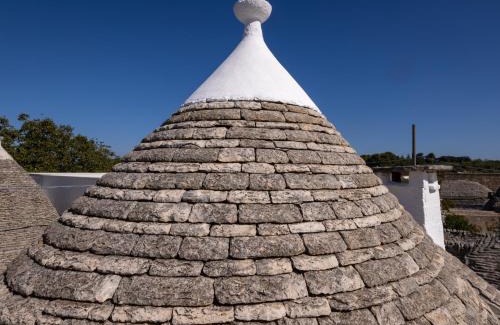 Alberobello House | Villa with Trullo and Pool, Alberobello