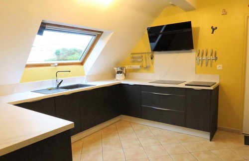 Tregastel House | Villa with WIFI, garden, 350m from the sea in TREGASTEL