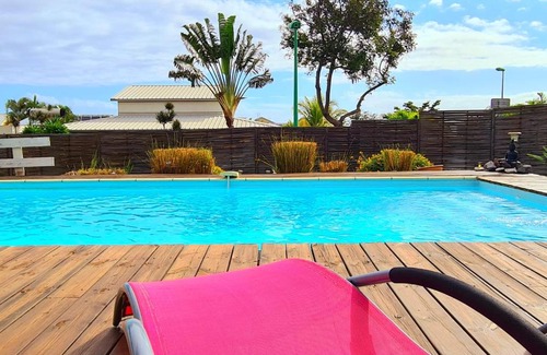Carosse Villa | Villa Z'ETOILEE, classé 3 étoiles, piscine, Mont Roquefeuil, 8 personnes
