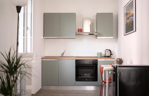 Bergamo Apartment | Villa Zina - Apt Rosso - 10 min from city centre and airport