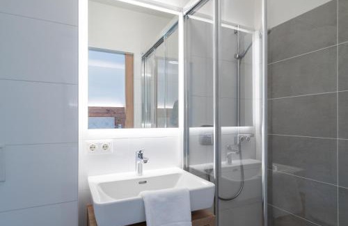 Schuttdorf Apartment | Village Park Suites by VAYA inklusive Zell am See Kaprun Sommer Karte