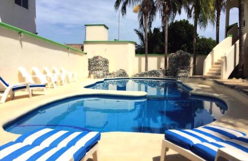 Isla Mujeres Hotel | Villas Coco Resort - All Suites