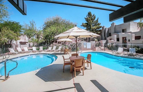 Las Lomas Hotel | Villas of Cave Creek