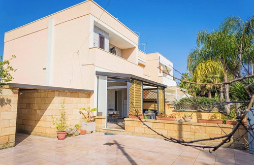 Torre dell'Orso House | Villetta Grazia With Garden