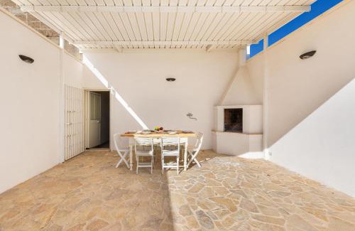 Sant'Isidoro House | Villetta Ondablu by BarbarHouse
