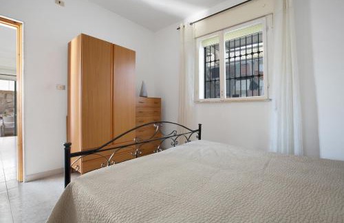 Torre Castiglione House | Villetta Stella Castiglione by BarbarHouse