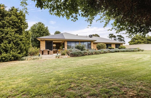 Tuerong House | Vineyard Lane Winery Escape