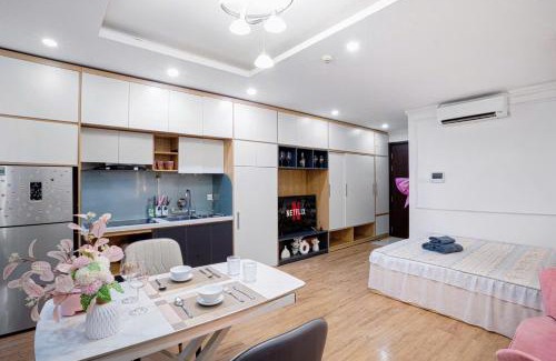Trung Hoa Nhan Chinh Apartment | Vinhomes D'Capitale Trần Duy Hưng Dani Apartment