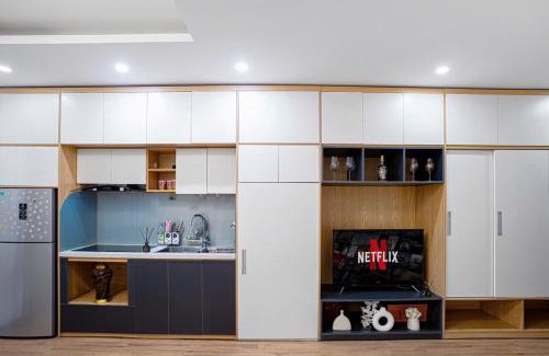 Trung Hoa Nhan Chinh Apartment | Vinhomes D'Capitale Trần Duy Hưng Dani Apartment