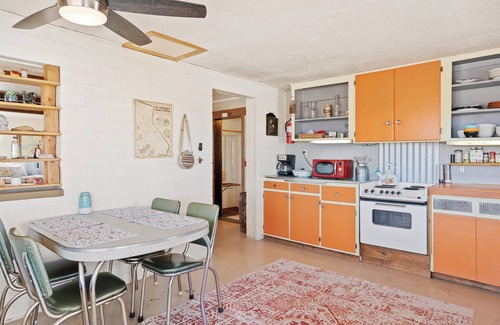 Wonder Valley Cabin | Vintage Joshua Tree Park Gem! Old Dale Ranch Retreat on private 5 acres.