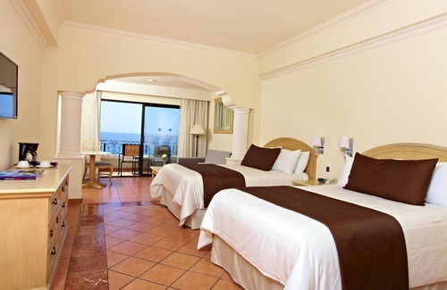 Centro Resort | VIP Access At An All-inclusive Diamond Resort